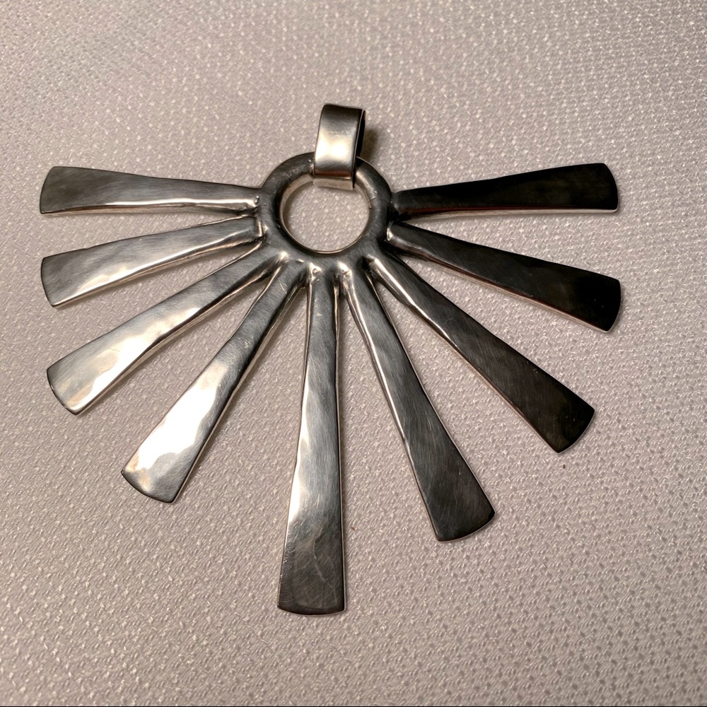 Extremely Rare XL James Avery Sunburst